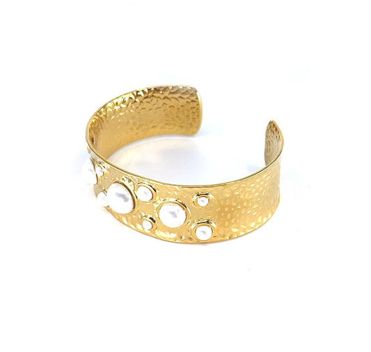Pearl Burst Cuff